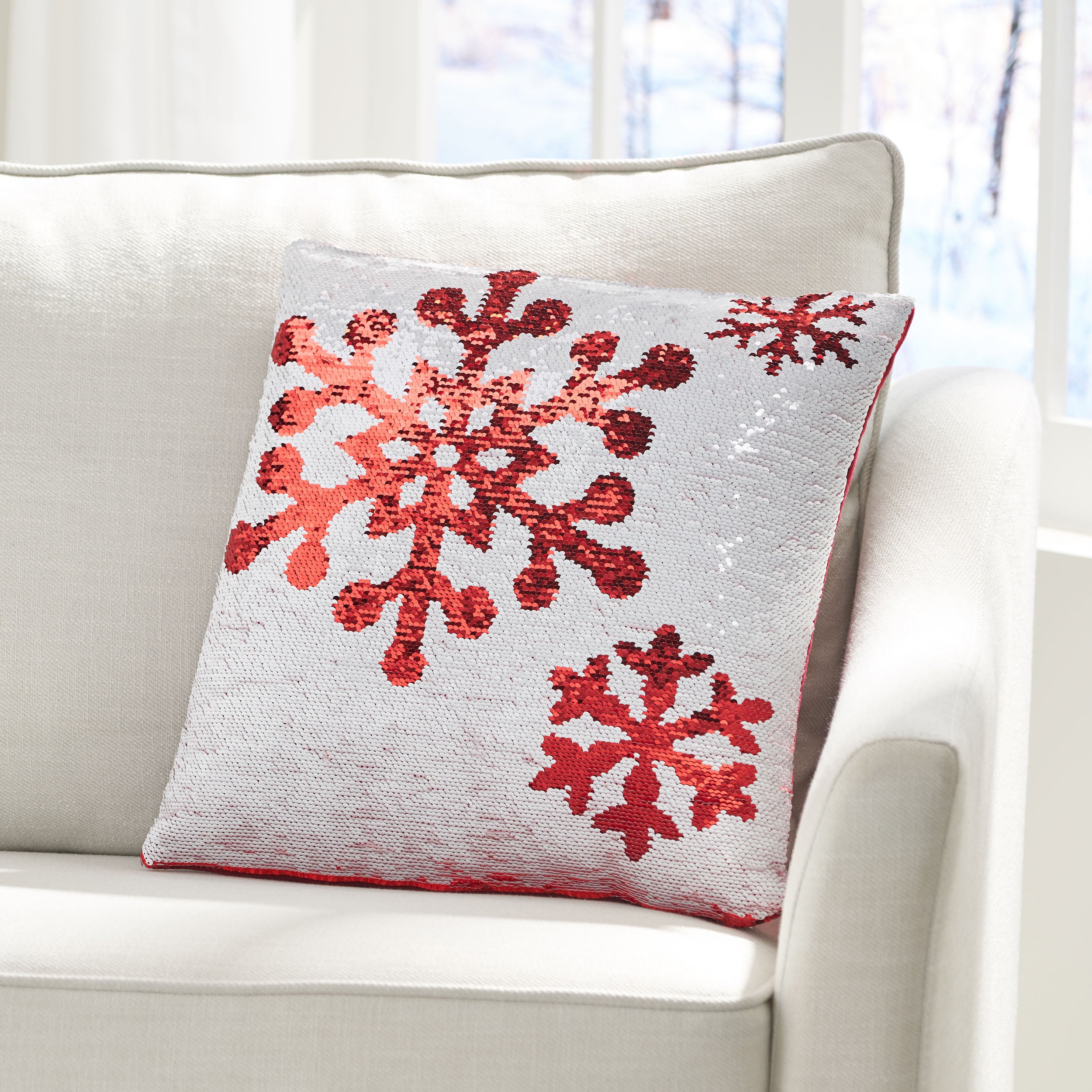 Sherard Glam Sequin Christmas Throw Pillow