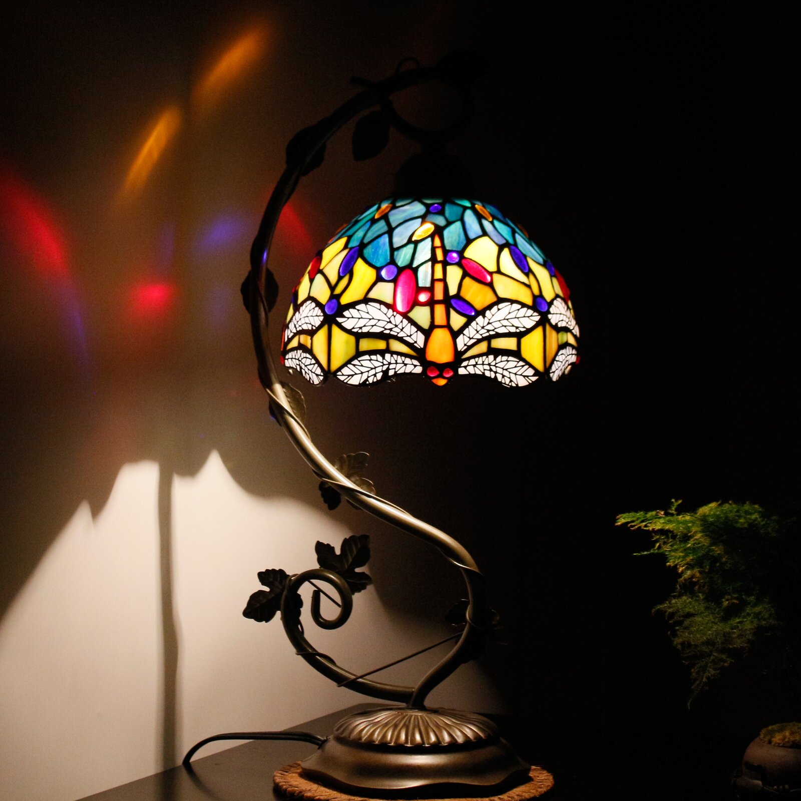  Desk Lamp Stained Glass Table Reading Banker Light Crystal Bead Blue Yellow Dragonfly Style Shade W8H20 Inch S128 World Menagerie LAMPS Parent Lover Kid Living Room Bedroom Coffee Bar Crafts Gift