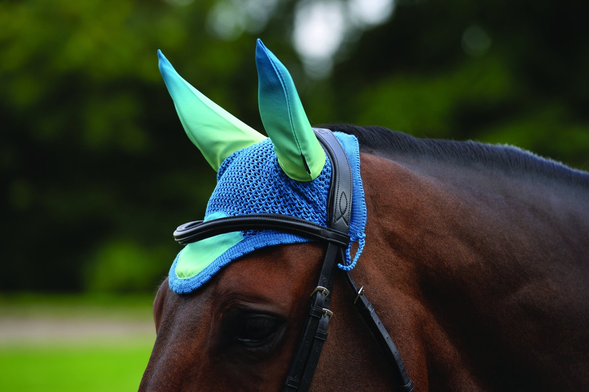 WeatherBeeta Prime Ombre Horse Ear Bonnet， Full