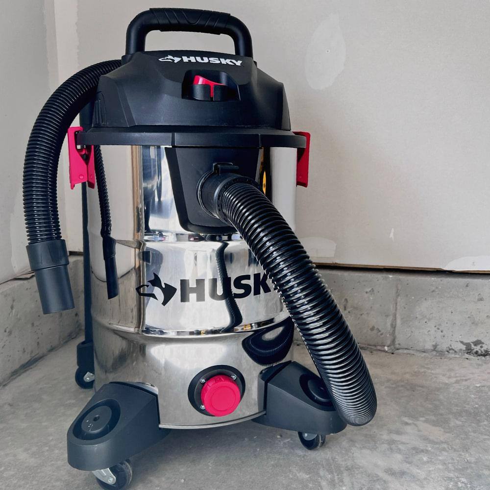 Husky 10 Gal. Stainless Steel WetDry Vac with Filter Hose and Accessories AT18503-10C