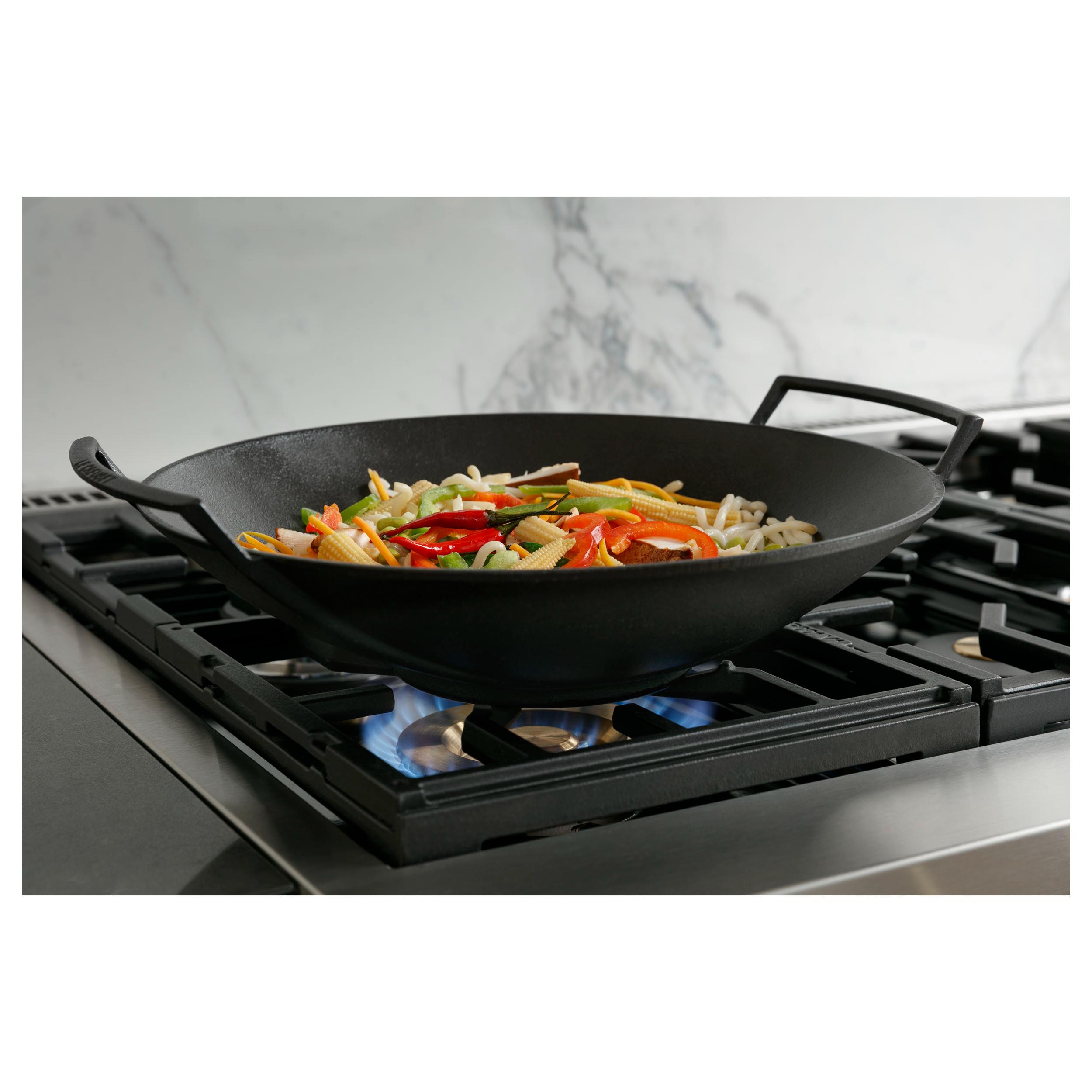 Monogram 36-inch Gas Rangetop with 6 Burners ZGU366NTSS