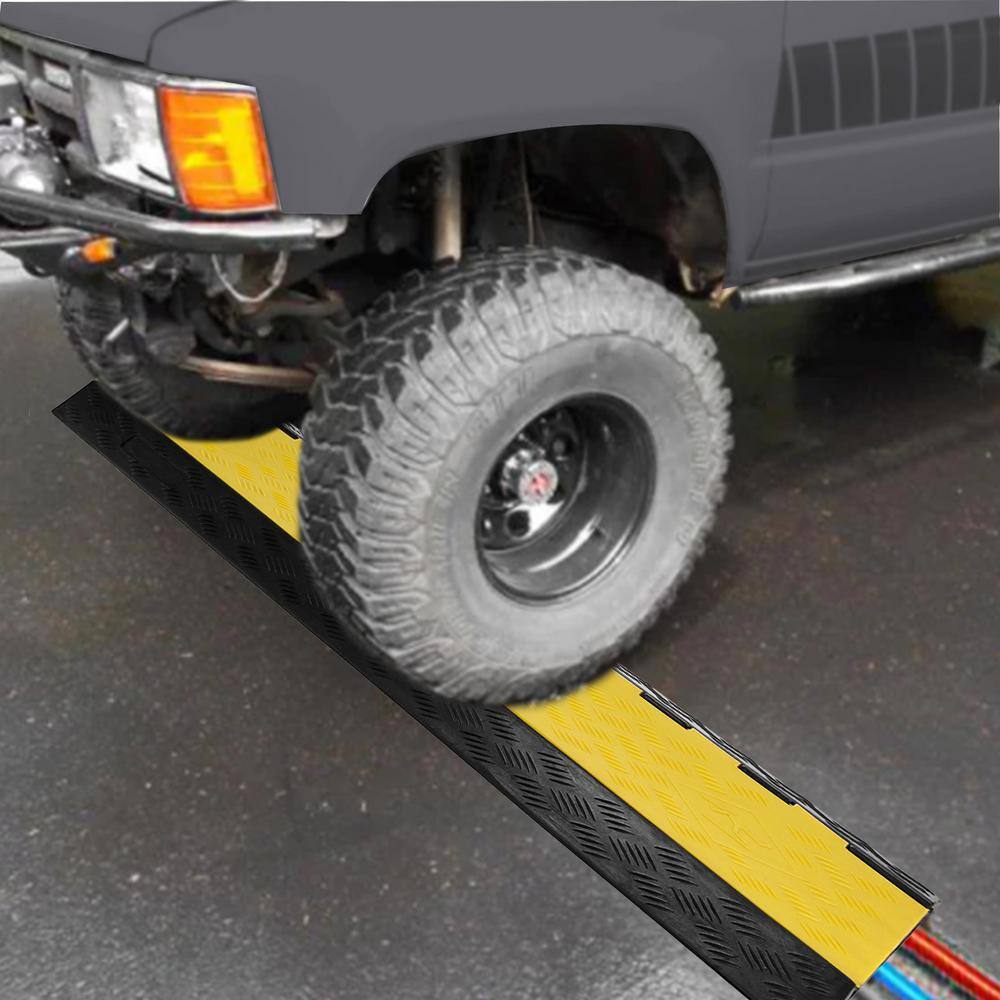 VEVOR 40.5 in. x 10 in. x 2 in. Clamshell Cable Organizers 2-Channel Speed Bump 22000 lbs. Load Cable Protector Ramp 4-Pack GXB4TZ1000X250X50V0