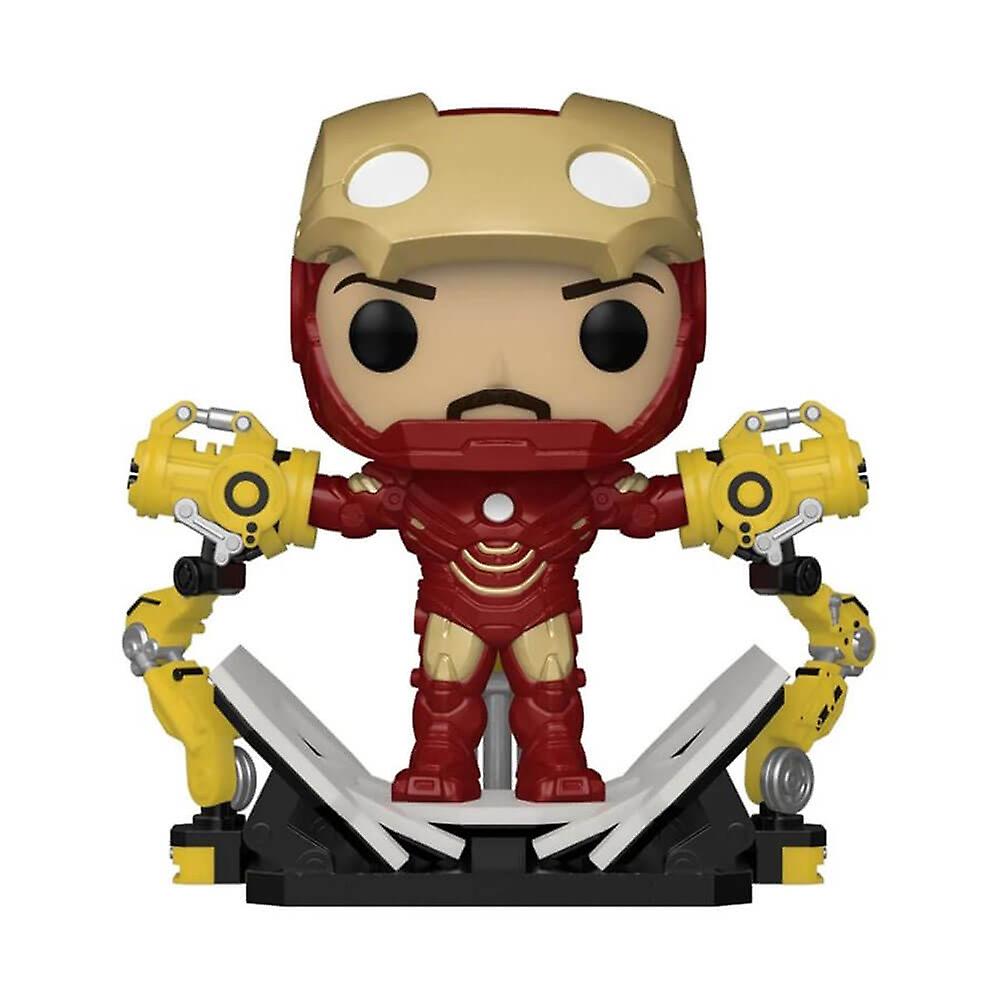 Iron Man 2 Iron Man Mark IV with Gantry Glow Pop! Deluxe