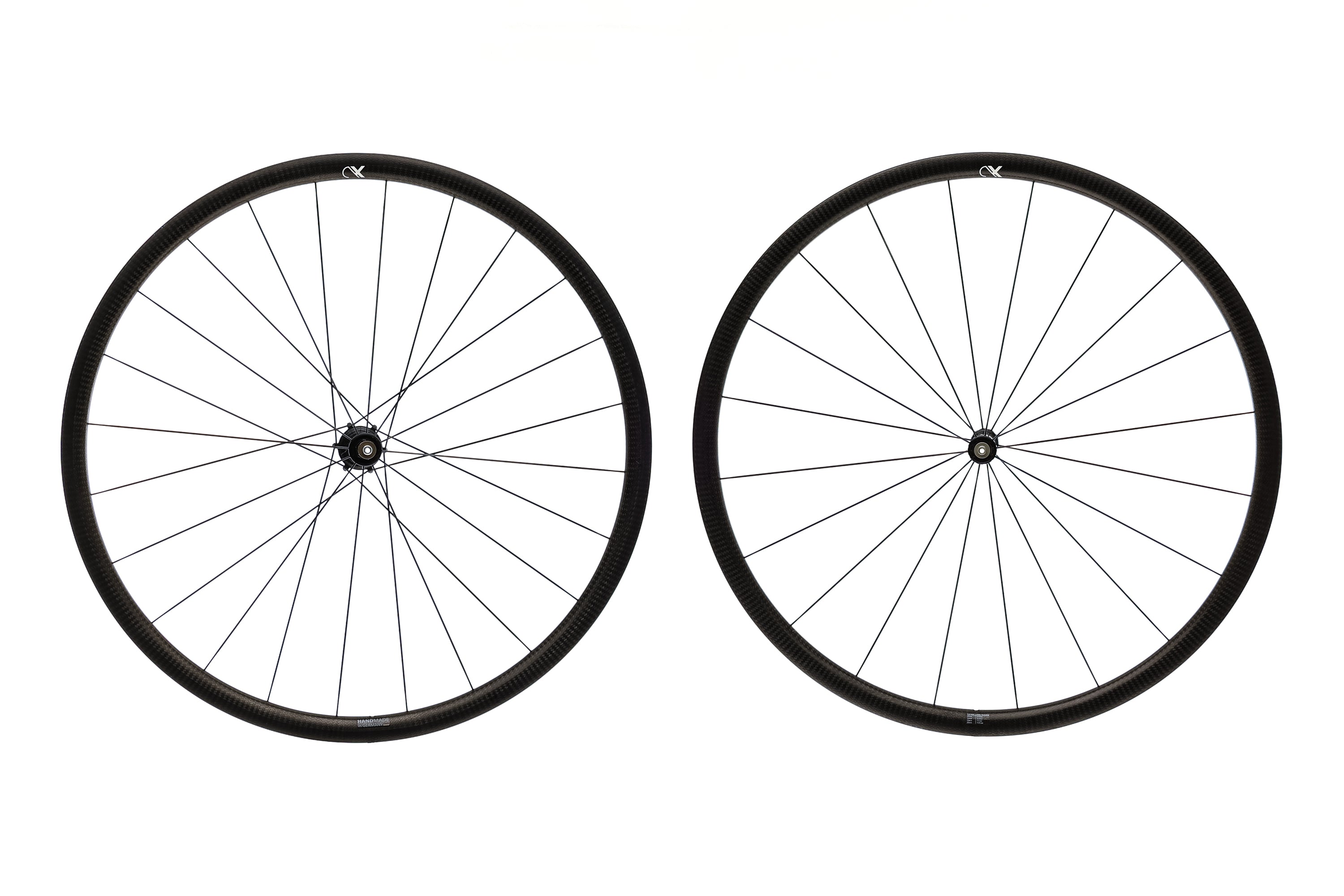 AX Lightness Ultra 28C TLR Carbon Clincher 700c Wheelset