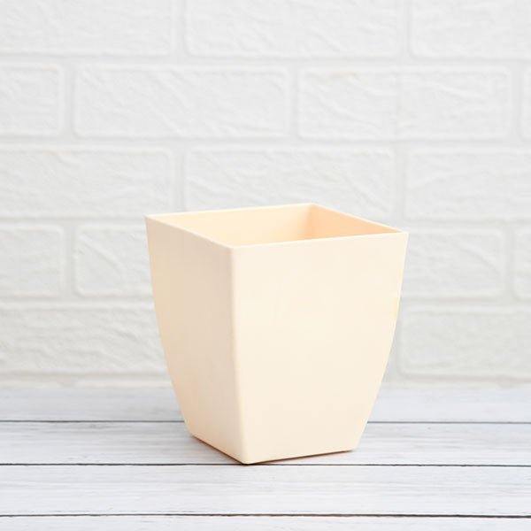 4.7 inch (12 cm) Chatura No. 12 Square Plastic Planter (Ivory) (set of 6)