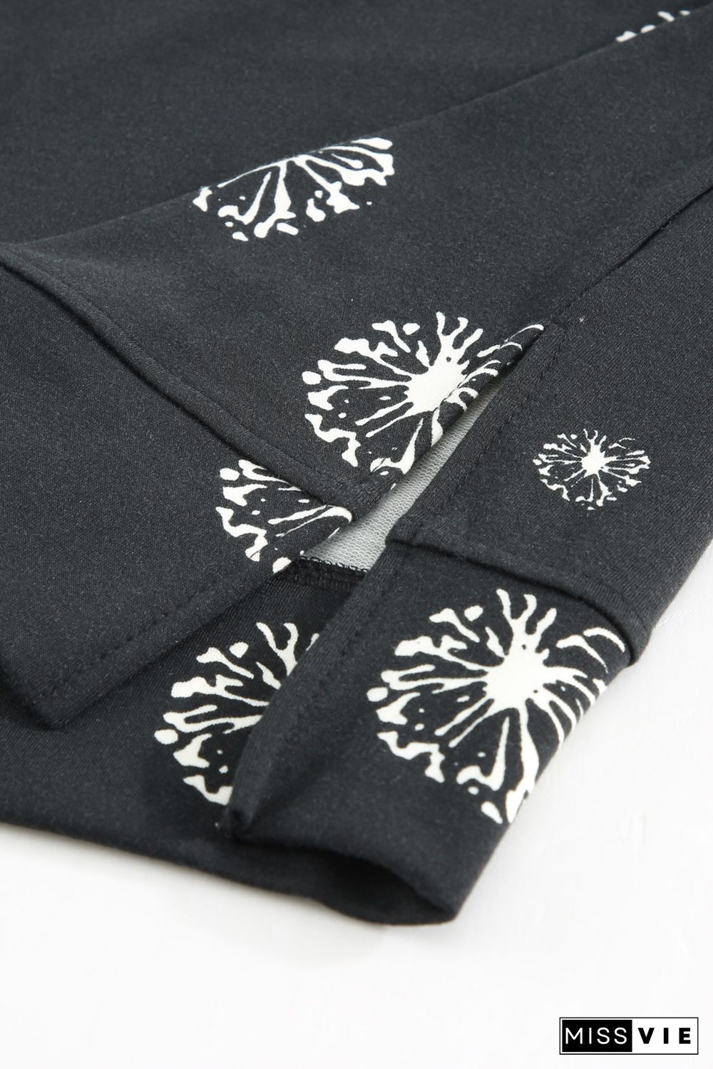 Black Dandelion Print Round Neck Sweatshirt