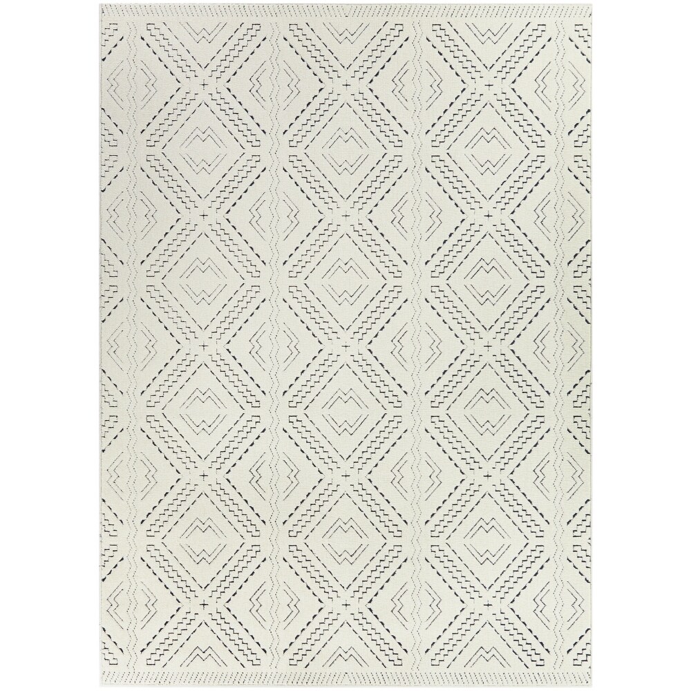 Davina Diamond Trellis Indoor/Outdoor Area Rug