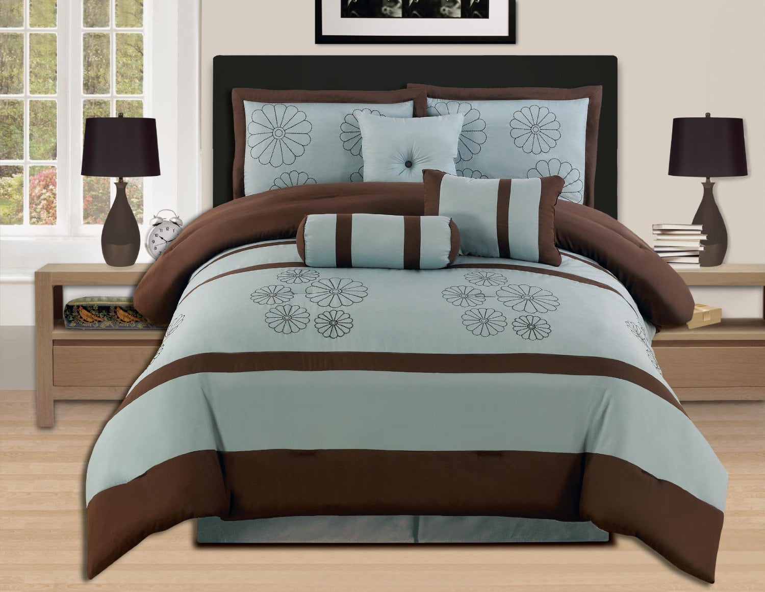 7 Pieces Brown Aqua Blue Embroidery Comforter Set Bed-in-a-bag Queen