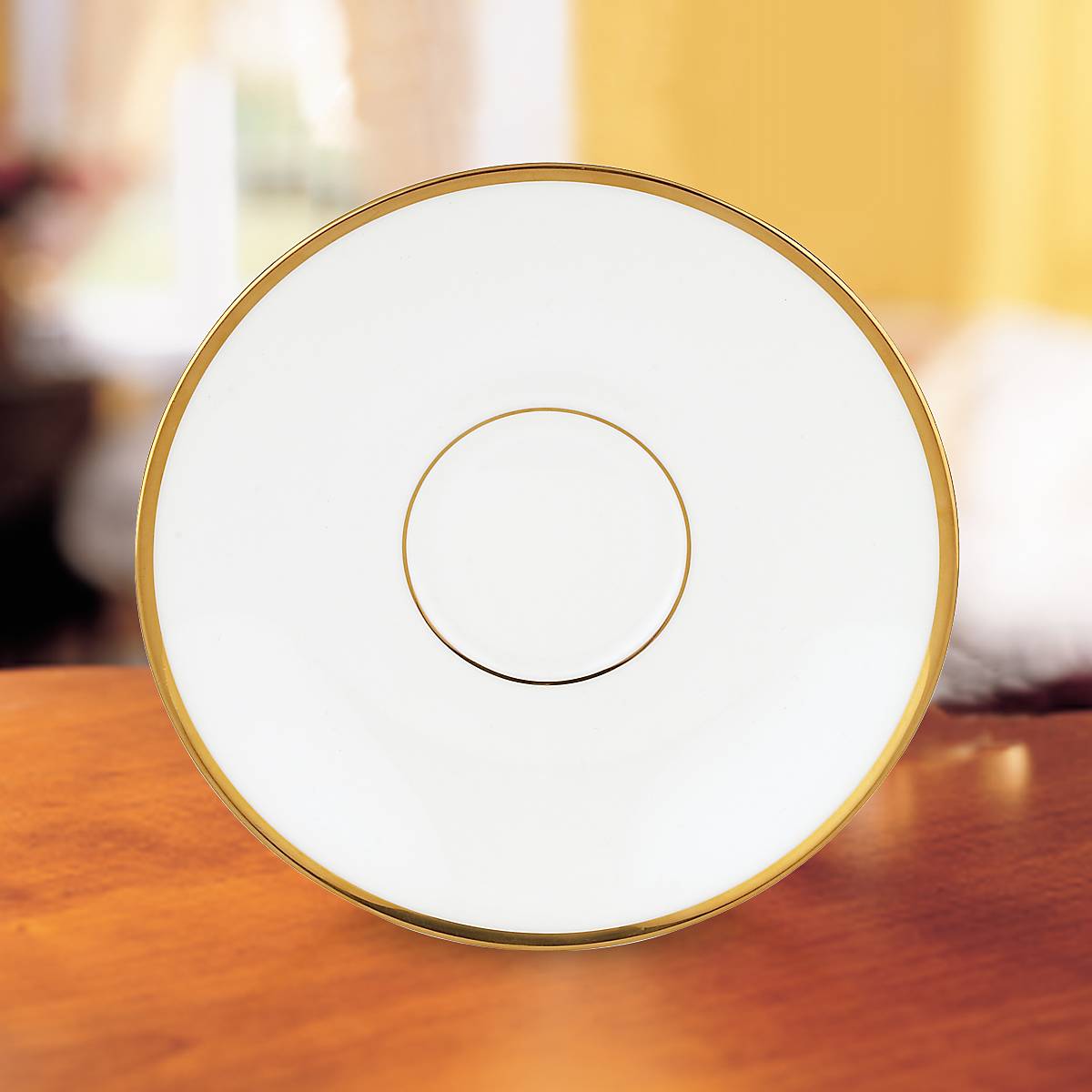 Continental Dining ™ Saucer