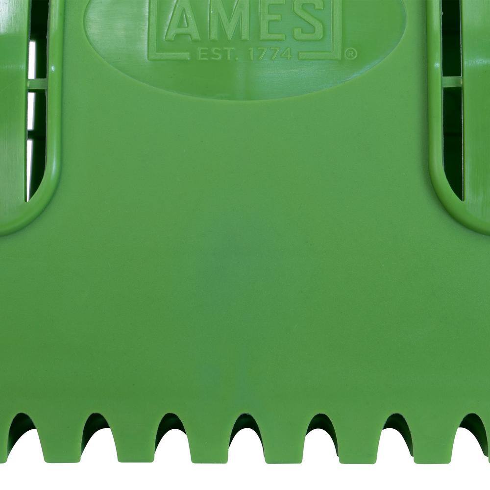 Ames 38 in. L Handle Leaf Collecting Tool 20226200