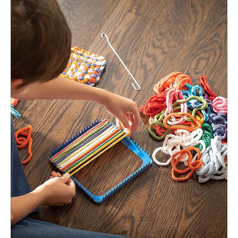 HearthSong Hook and Loop Potholder Set with Loom， Weaving Hook， and 115 Cotton Loops for Three Potholders