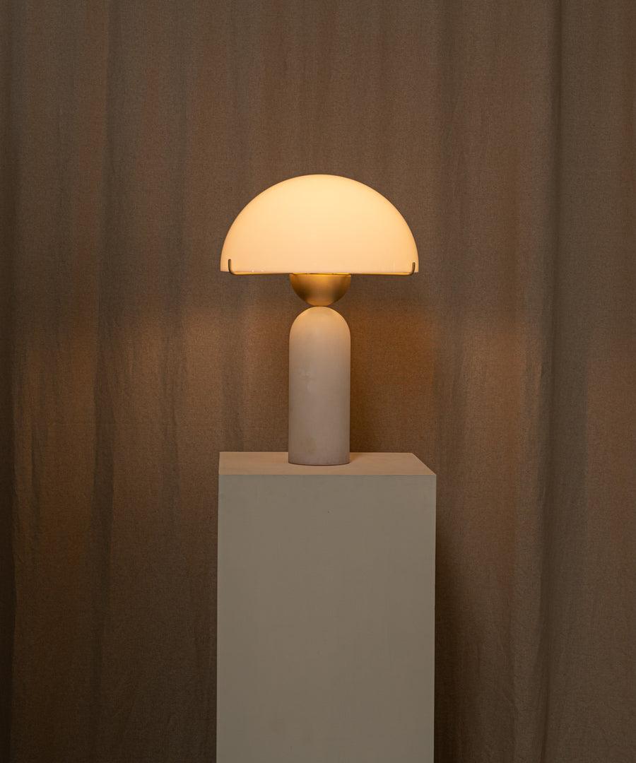 Peono Alabaster Table Lamp