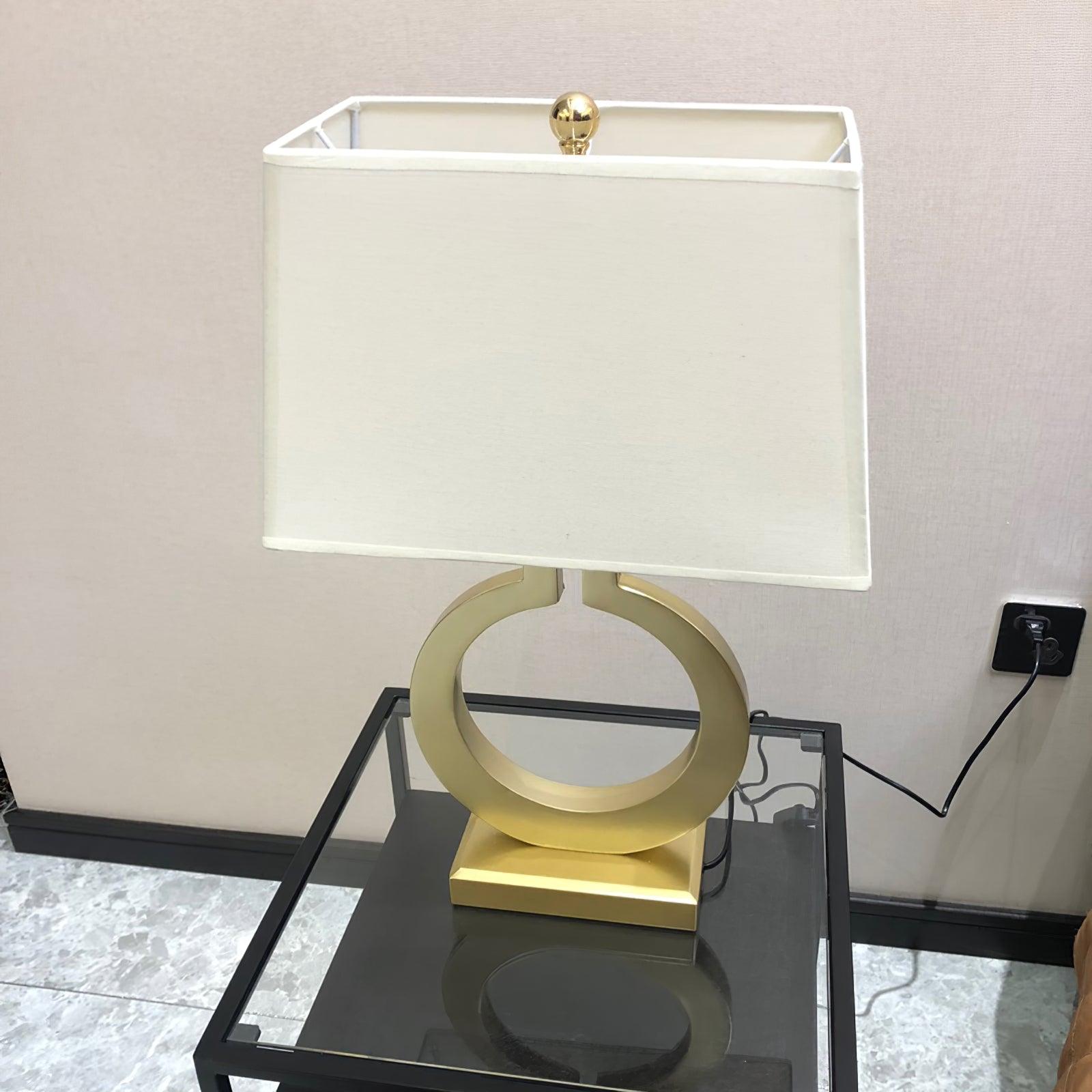 Keyhole Ring Table Lamp