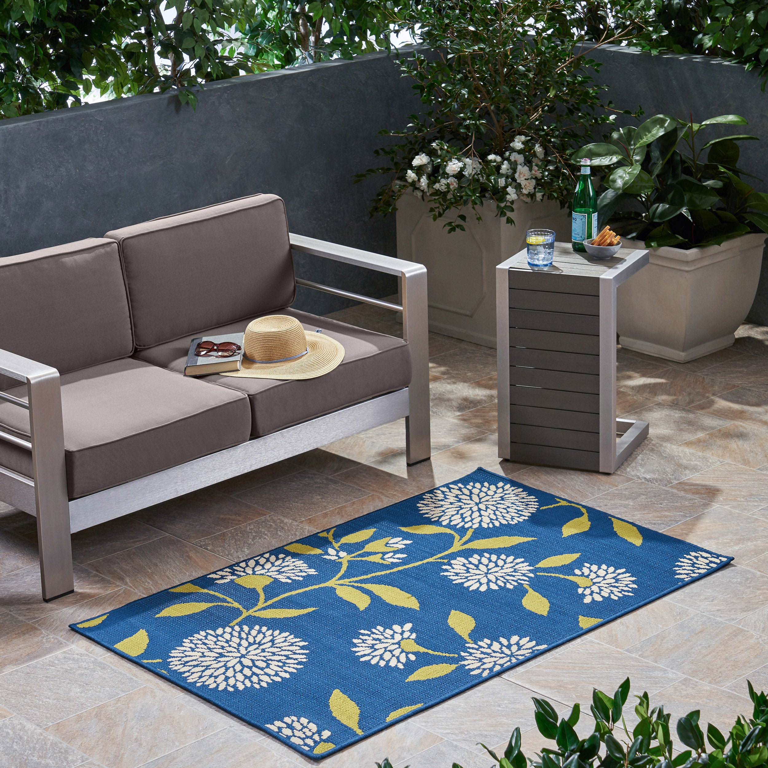 Dione Outdoor Floral Area Rug