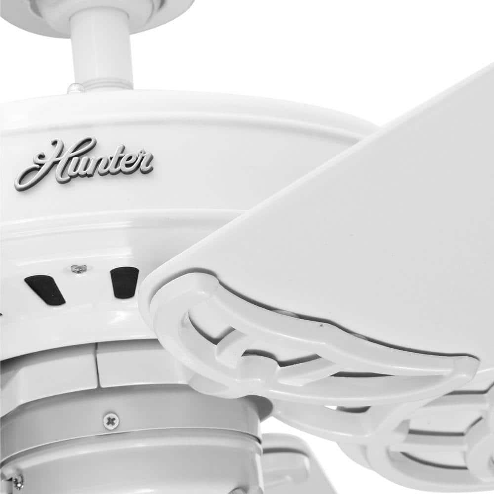 Hunter Bridgeport 52 in IndoorOutdoor White Ceiling Fan with Remote