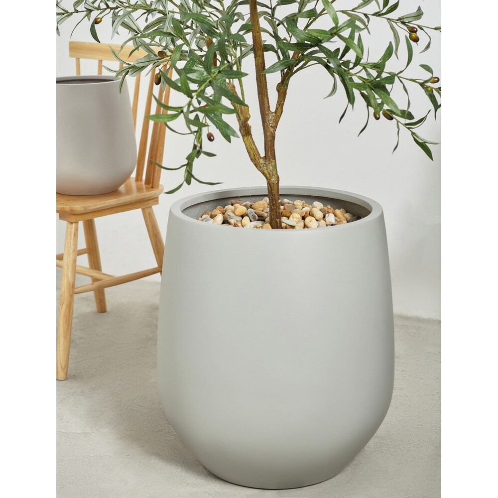 Indoor/Outdoor Large Nordic Minimalist Lightweight Round Planter Pot