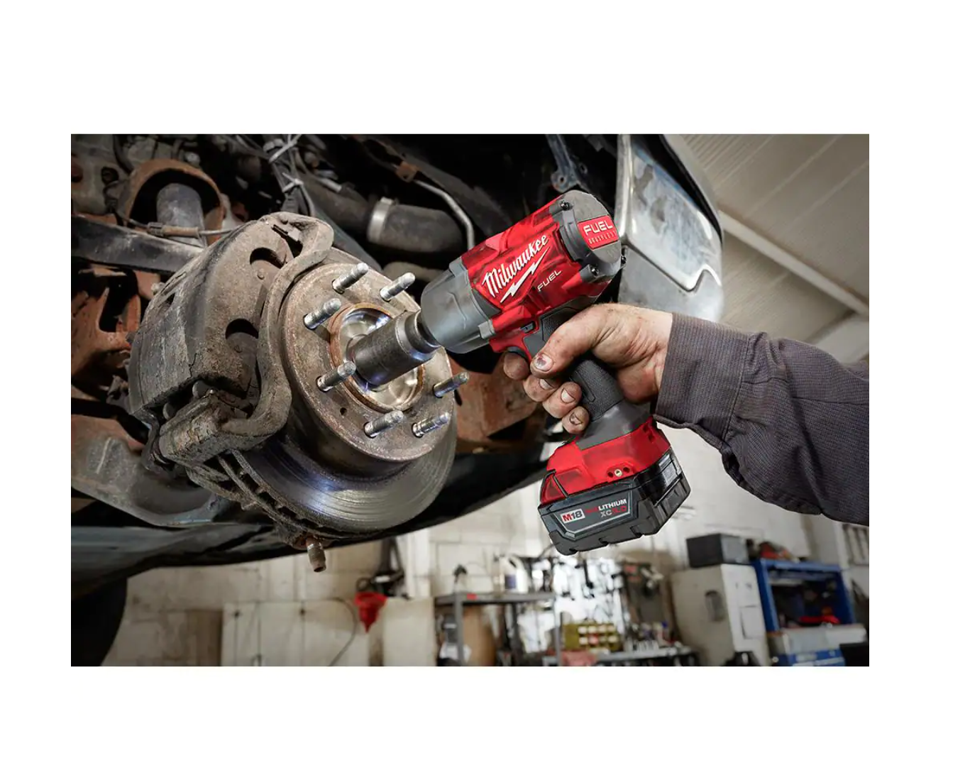 Milwaukee 2767-22 M18 FUEL 18V Lithium-Ion Brushless Cordless 1/2 in. Impact Wrench with Friction Ring Kit With Two 5.0 Ah Batteries