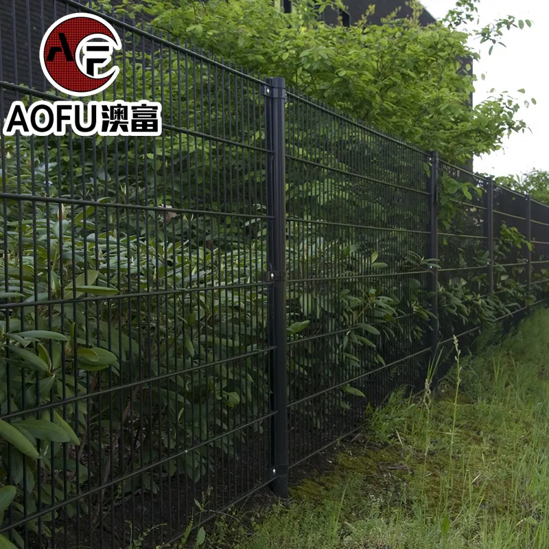 Garden metal Buildings fencing Supplies Outdoor Metal Material 3D Bending Curved Welded Steel Wire Mesh