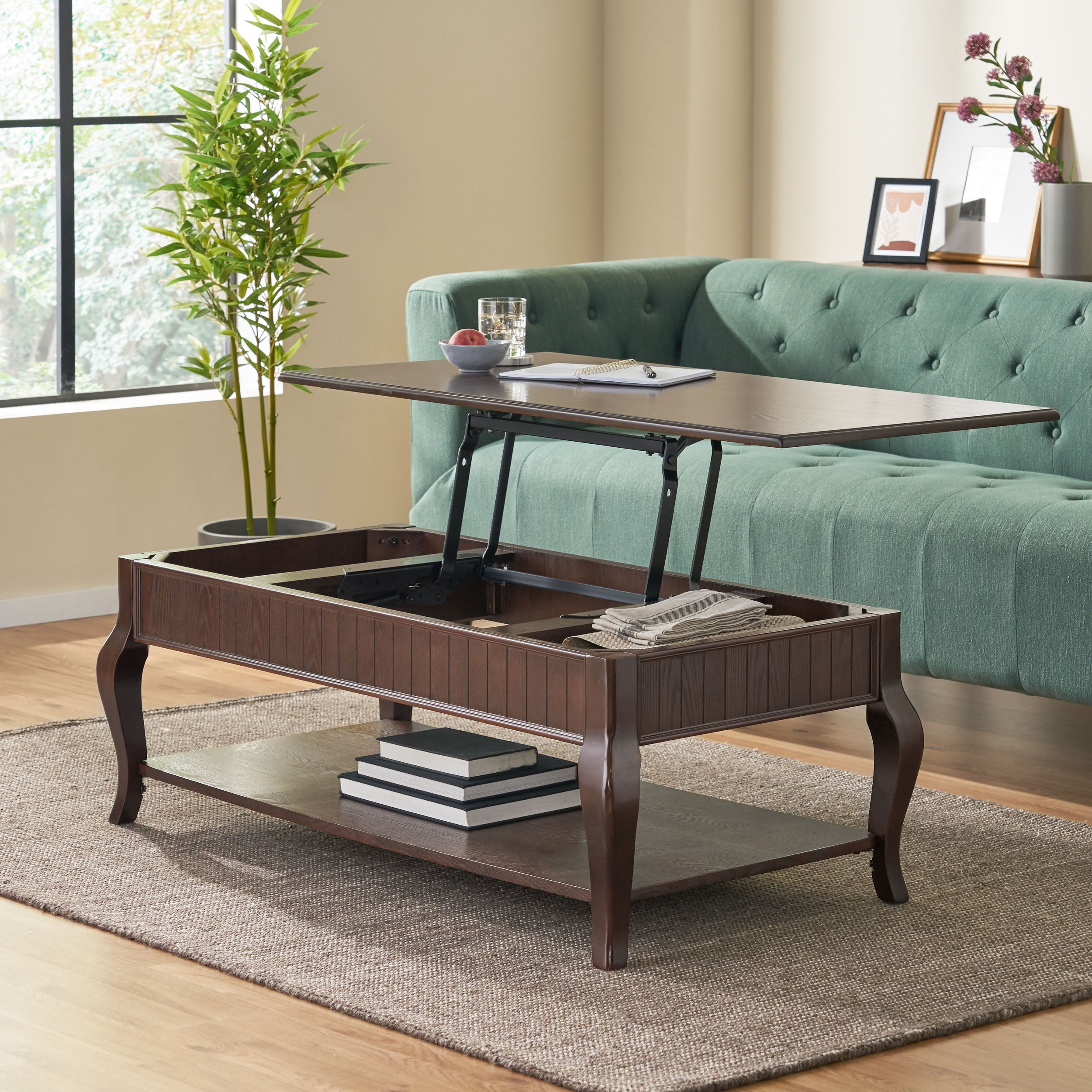 Barrick Traditional Lift-Top Coffee Table