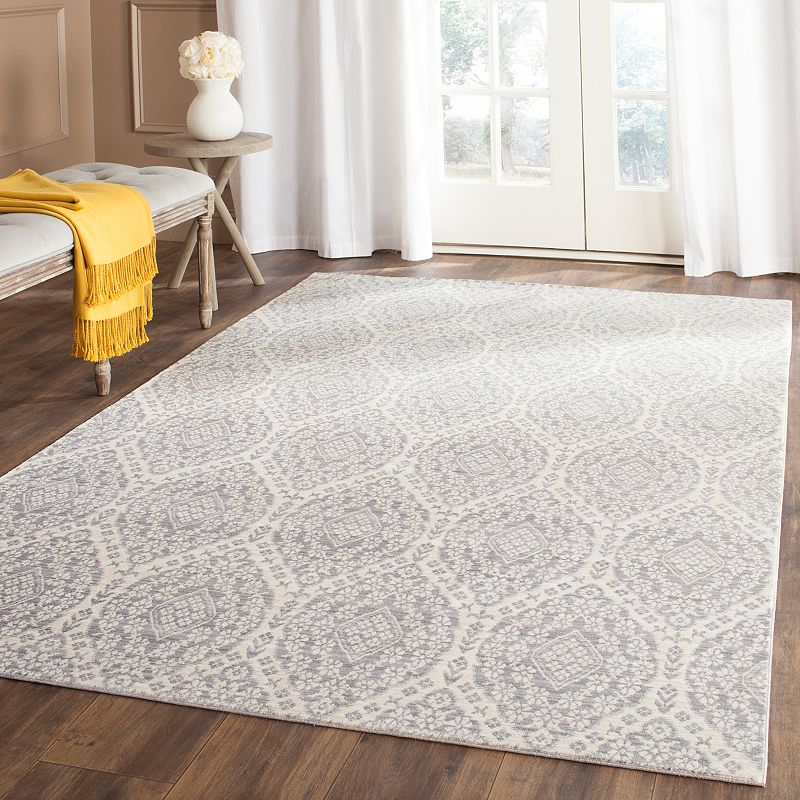 Safavieh Valencia Malika Quatrefoil Rug