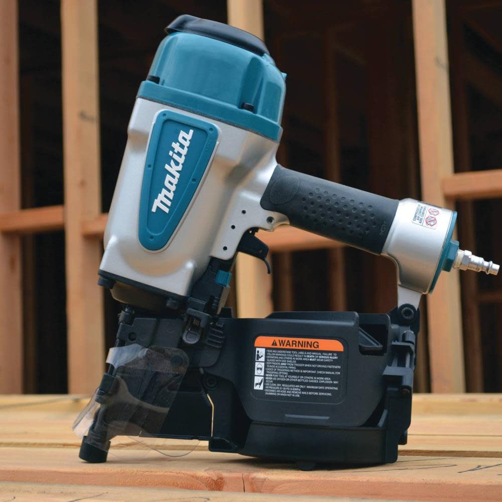 15° Pneumatic 3-1/2 in. Coil Framing Nailer ;