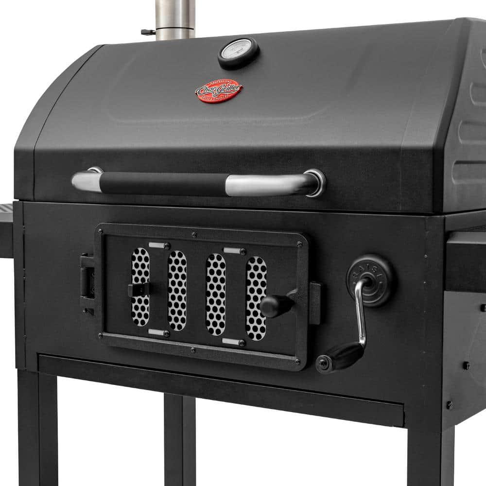 CharGriller Classic Charcoal Grill in Black