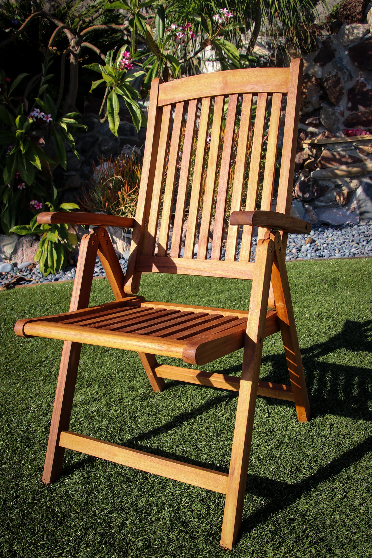 SeaTeak Avalon Folding Multi-Position Deck Chair with Arms, Oiled Finish