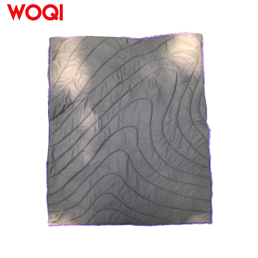 Woqi High Quality Can Be Customized Lightweight Warm Camping Puffy Blanket For Outdoor