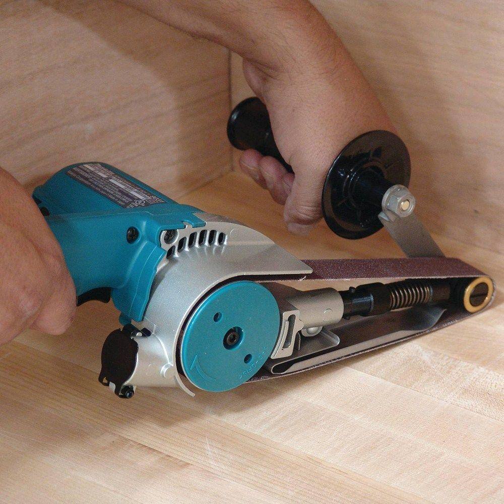 Makita 5 Amp 1-316 in. x 21 in. Corded Belt Sander 9031