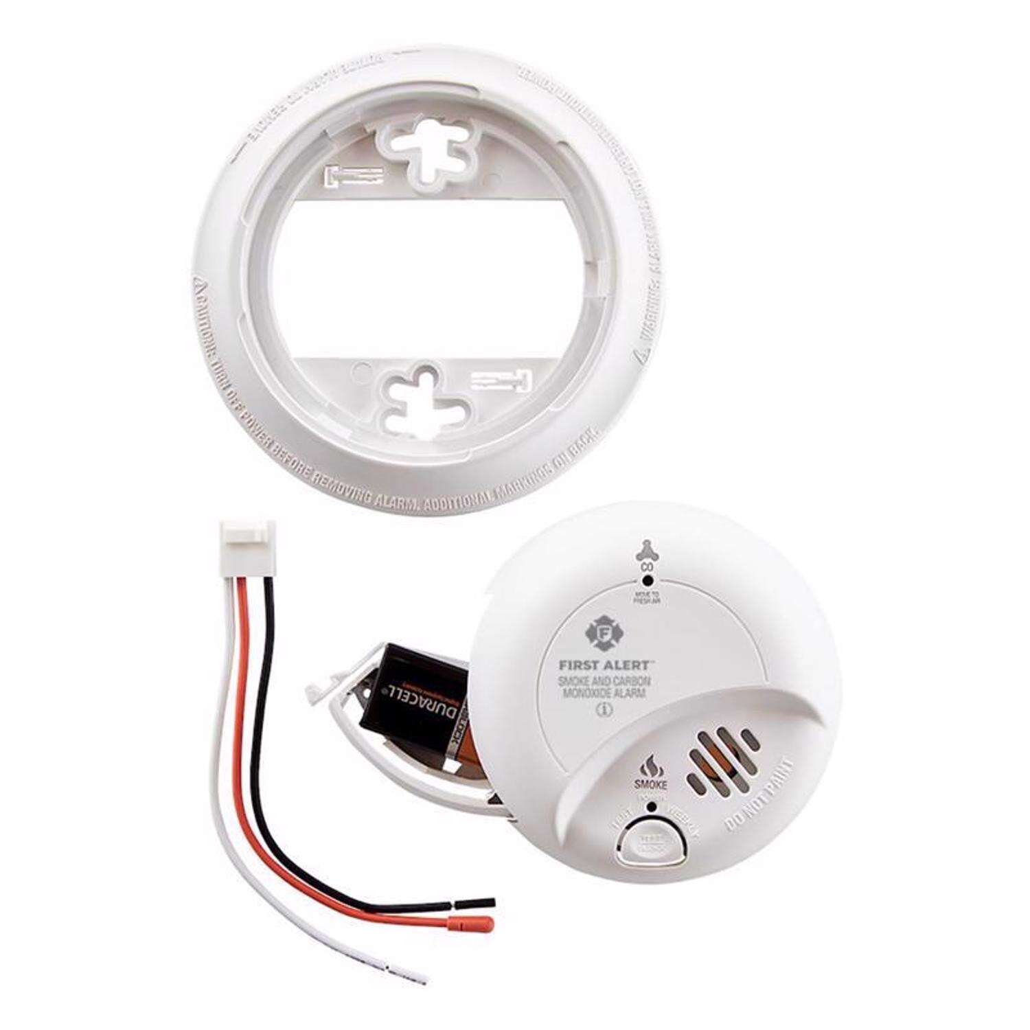 BRK Hard-Wired w/Battery Back-up Electrochemical/Ionization Smoke and Carbon Monoxide Detector