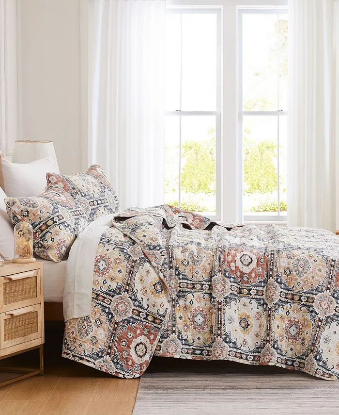 Southshore Fine Linens Kilim Oversized Quilt Set