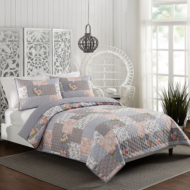 Modern Heirloom Floral Quilt Set