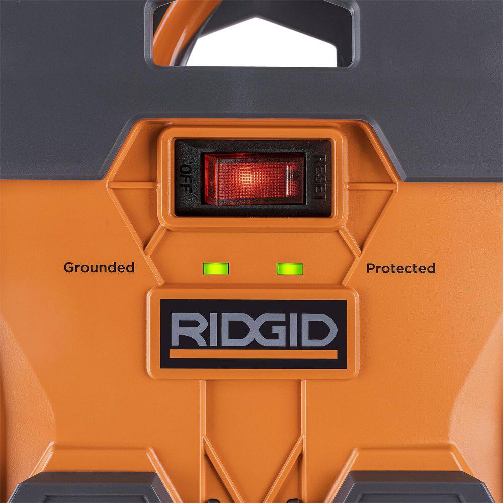 RIDGID 10 ft. Cord 10-Outlet 2.4 Amp USB-A 15-Watt USB-C 4200J Surge Protector RG1010UC