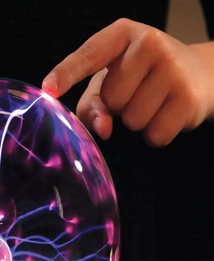 Discovery #MINDBLOWN Plasma Globe  Interactive Display of Electricity