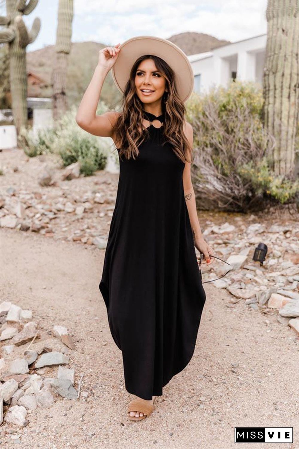 Off-the-shoulder Casual and Comfortable Long Pocket Dress with Hanging Neck