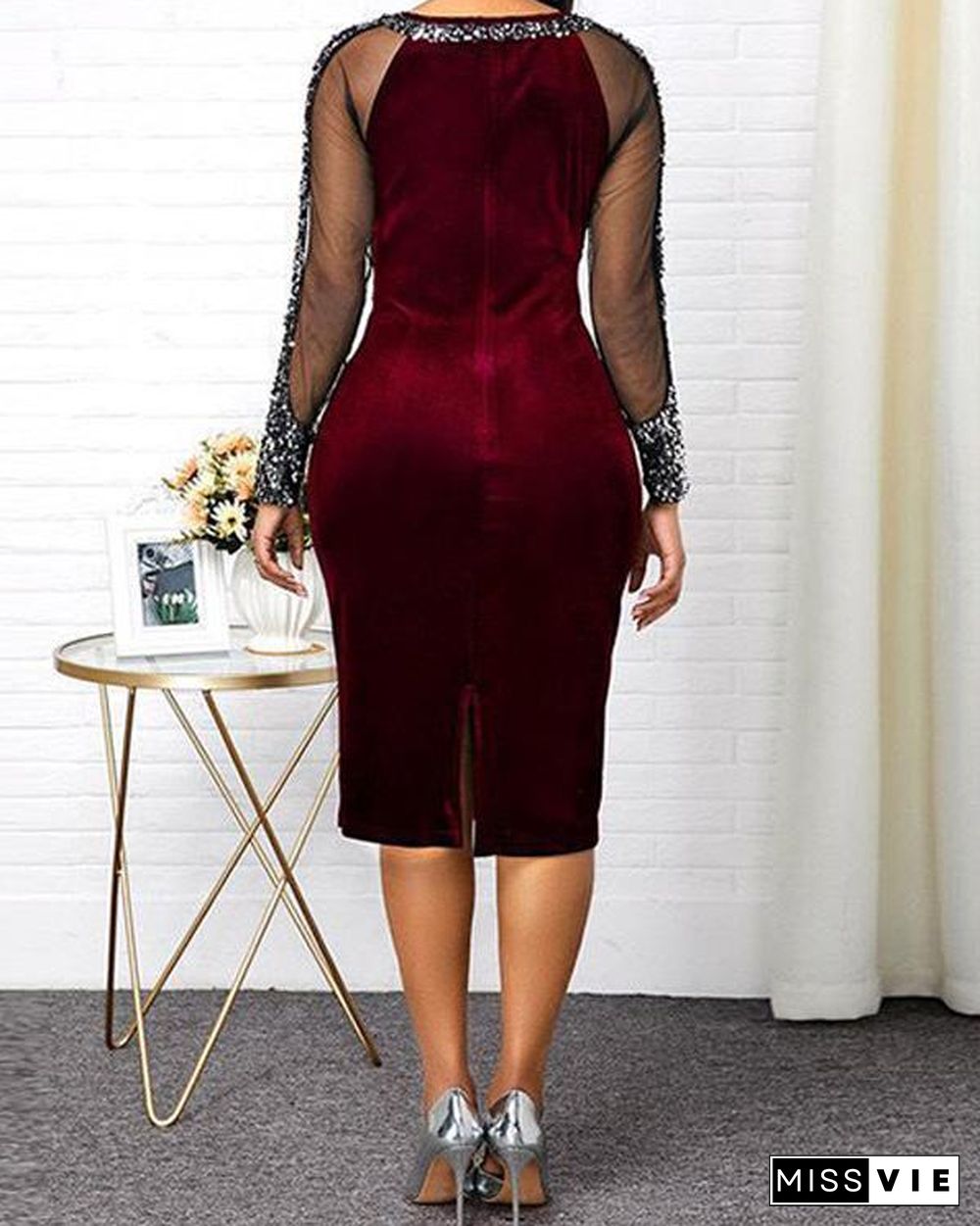 Sequins Round Neckline Overknee Bodycon Dress