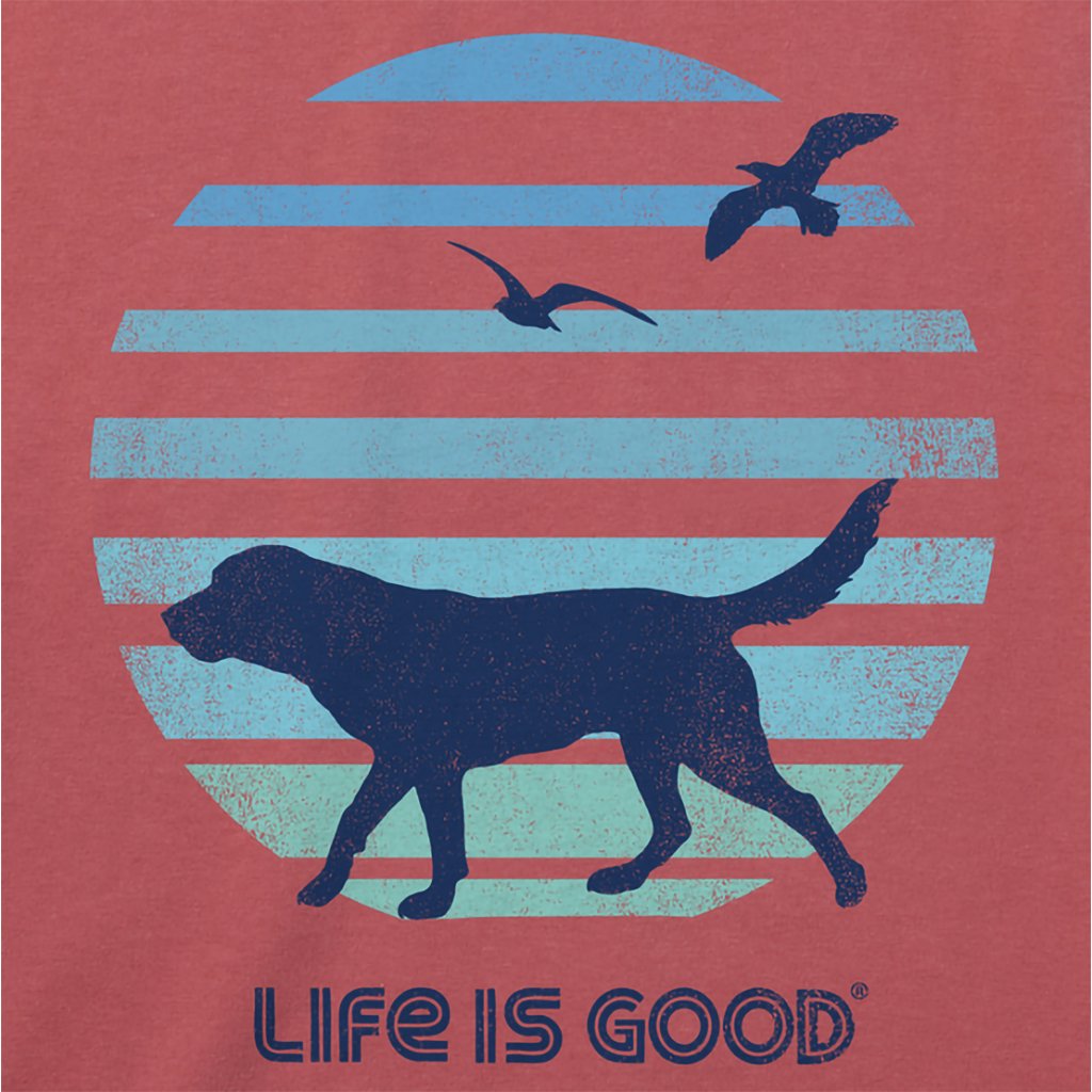 Life Is Good  Men's 70's Retro Dog Beach Walk Short Sleeve Tee