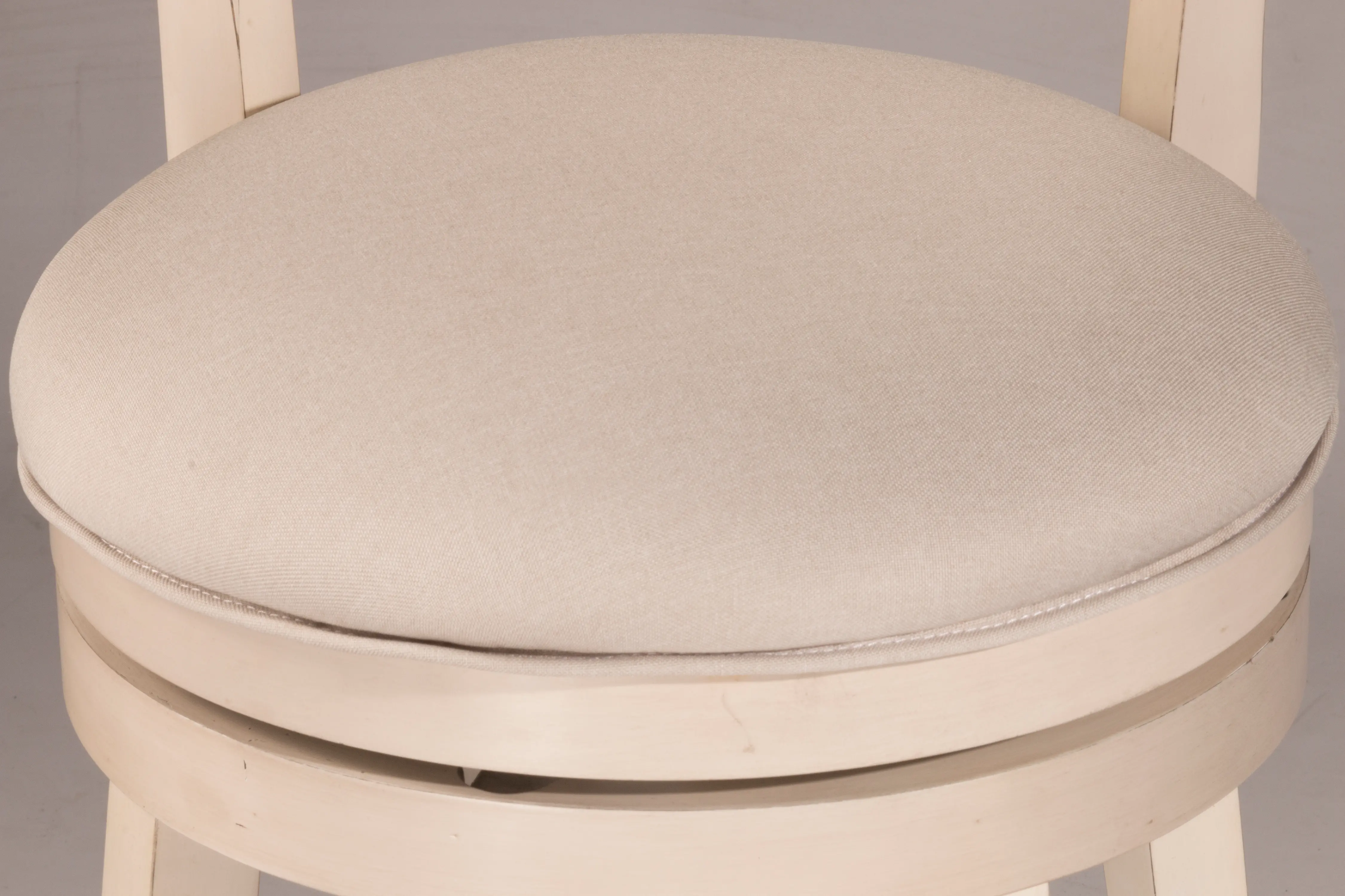 Clarion White Swivel Counter Height Stool