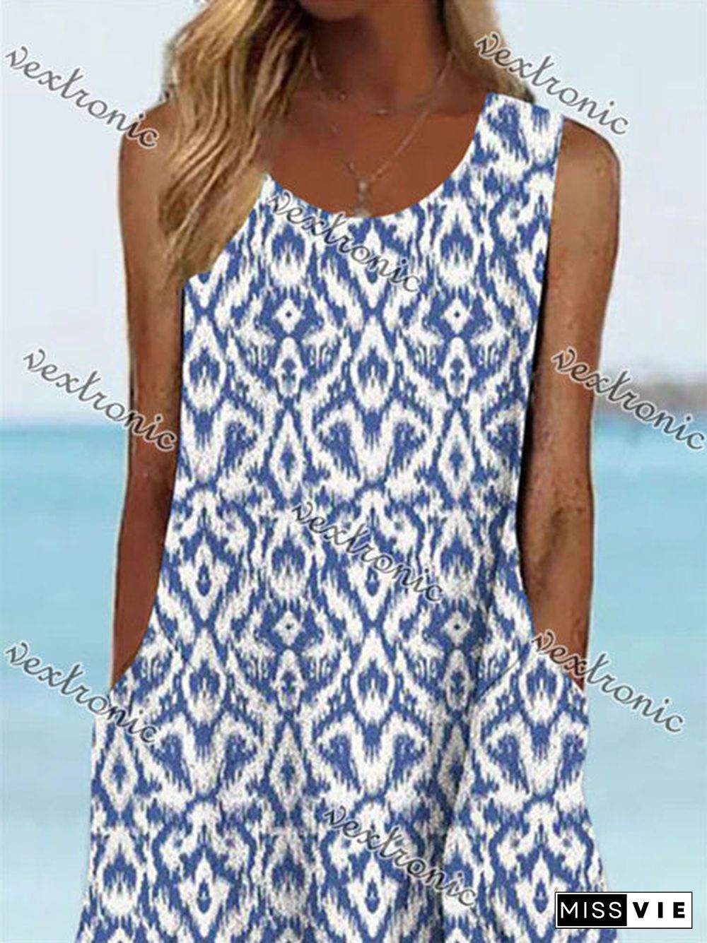 Women's Blue Sleeveless Scoop Neck Pockets Graphic Printed Midi Dress