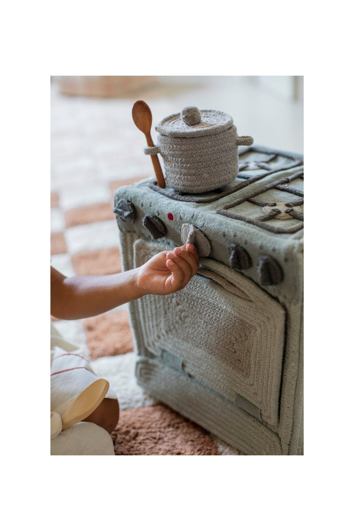 Lorena Canals - Play Kitchen & Basket