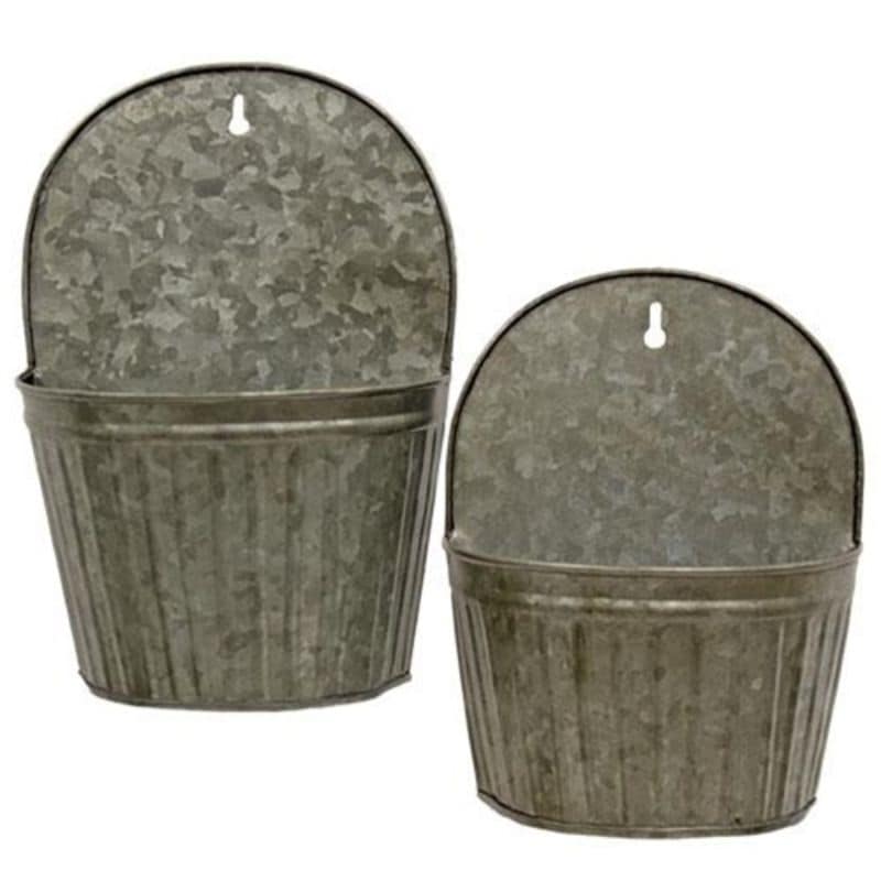 2/set Rusty Ribbed Wall Buckets   11\