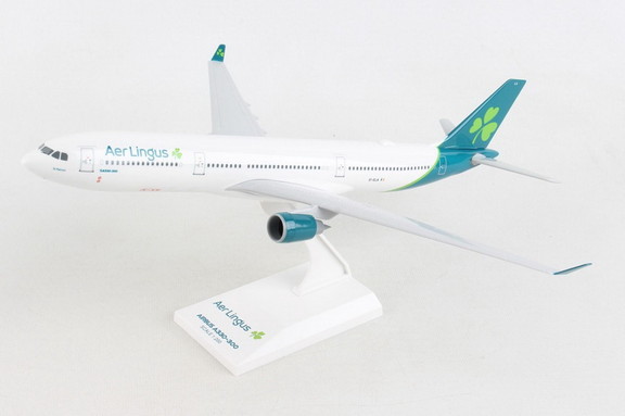 SKYMARKS Aer Lingus A330 300 1/200 New Livery  SKR...