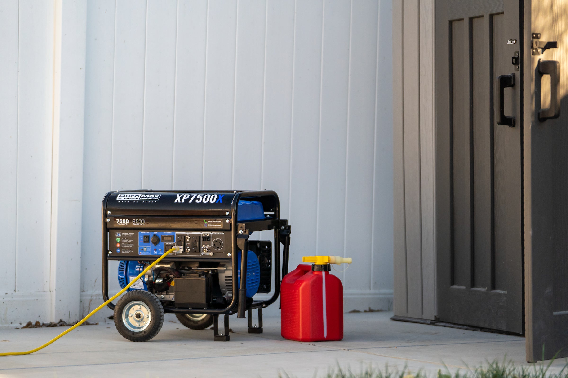 7,500 Watt Gasoline Portable Generator w/ CO Alert