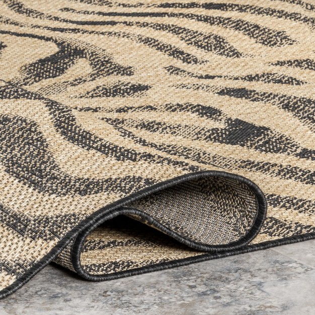 Nuloom Katrine Zebra Indoor outdoor Patio Area Rug