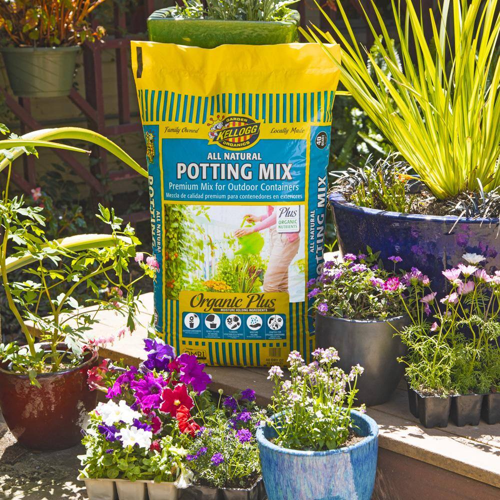 Kellogg Garden Organics 40 Qt. All Natural Premium Outdoor Potting Mix 6830