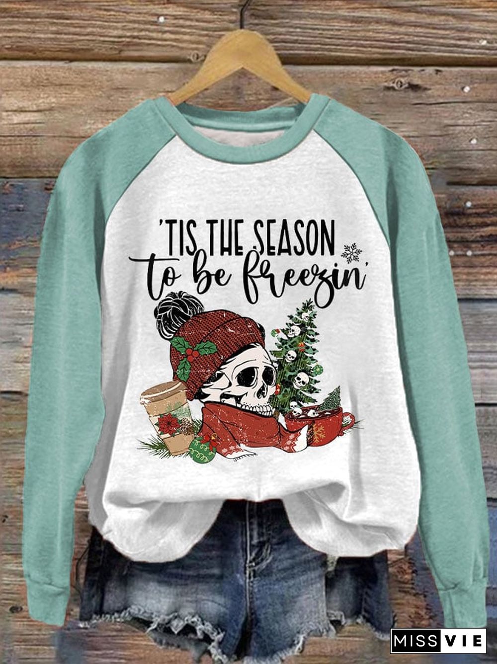 Women's Christmas Tis The Season To Be Freezin Printed Sweatshirt