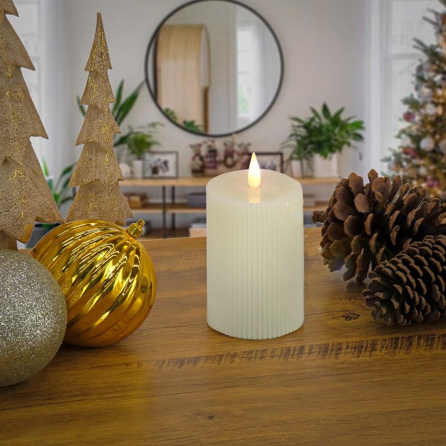 Hgtv Home Collection Georgetown Real Motion Flameless Candle With Remote Ivory With Warm White Led Lights Battery Powered 7 In