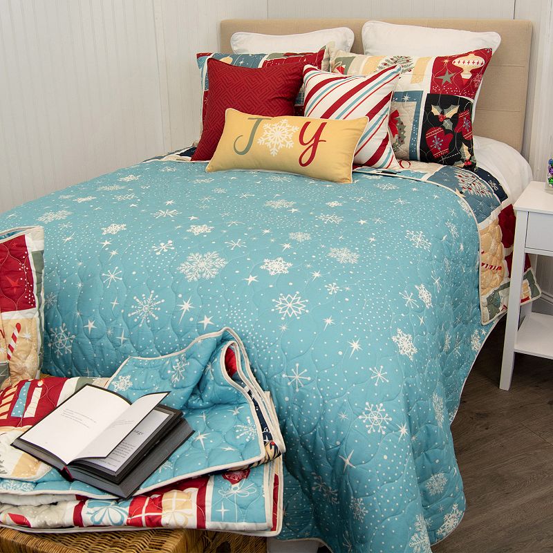 Donna Sharp Retro Christmas Quilt and Sham Set