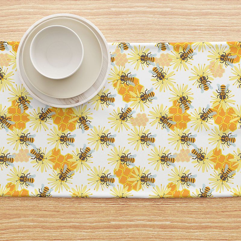 Table Runner， 100% Cotton， 16x72， Honey Bee Sketch