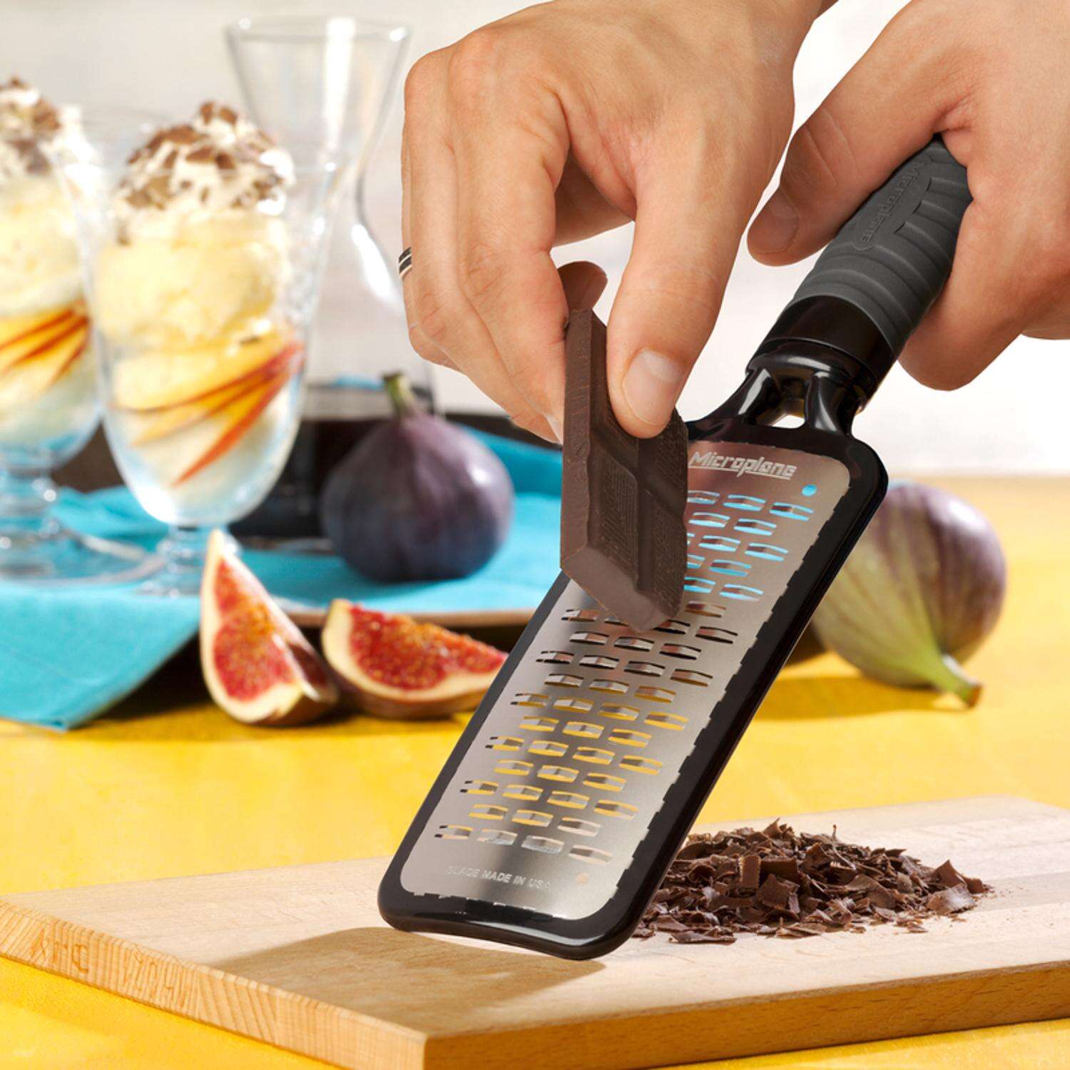 Microplane Black/Silver Plastic/Stainless Steel Ribbon Cheese Grater